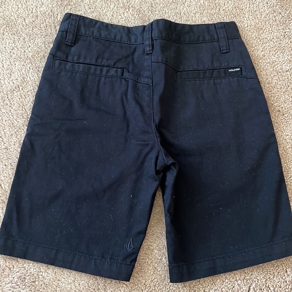 Volcom shorts - Picture 2 of 2
